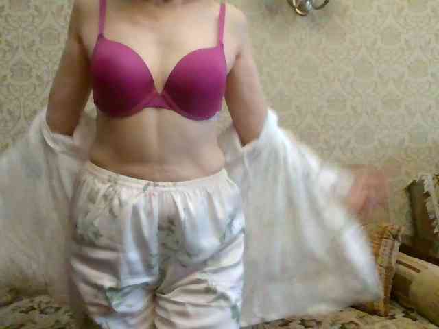 ElegantLady00 webcam