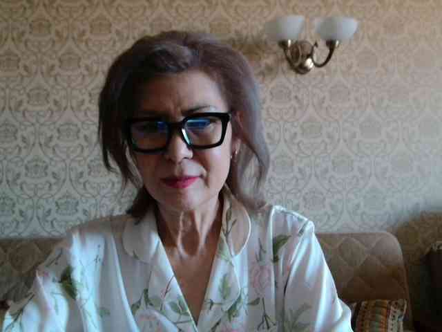 ElegantLady00 webcam