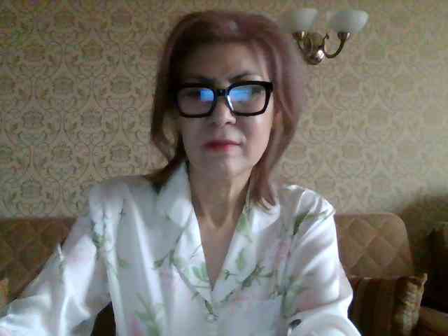 ElegantLady00 webcam