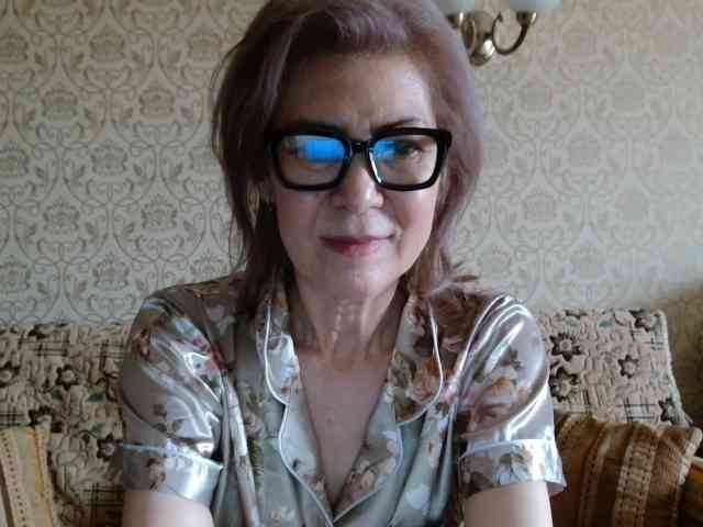 Elegant00Lady webcam