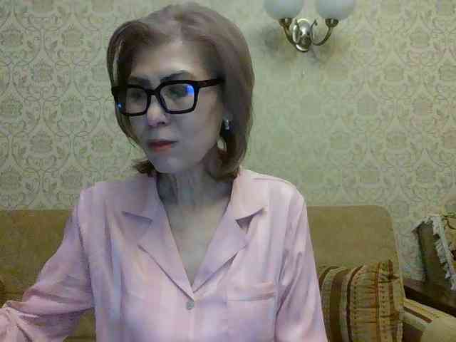 ElegantLady00 webcam