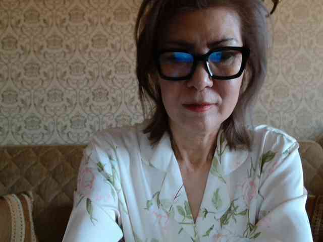 ElegantLady00 webcam