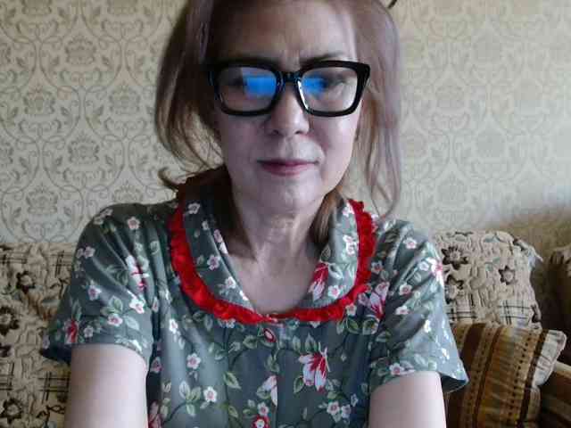 ElegantLady00 webcam