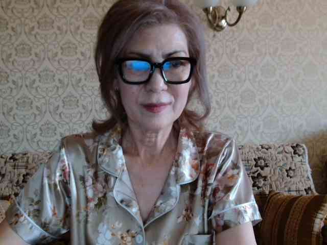 ElegantLady00 webcam