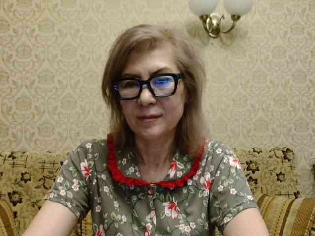 ElegantLady00 webcam
