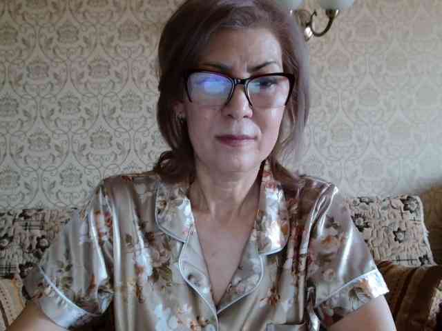 ElegantLady00 webcam