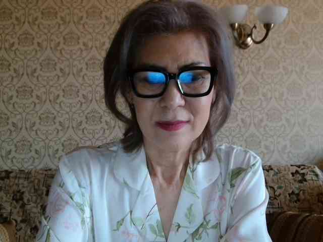 ElegantLady00 webcam