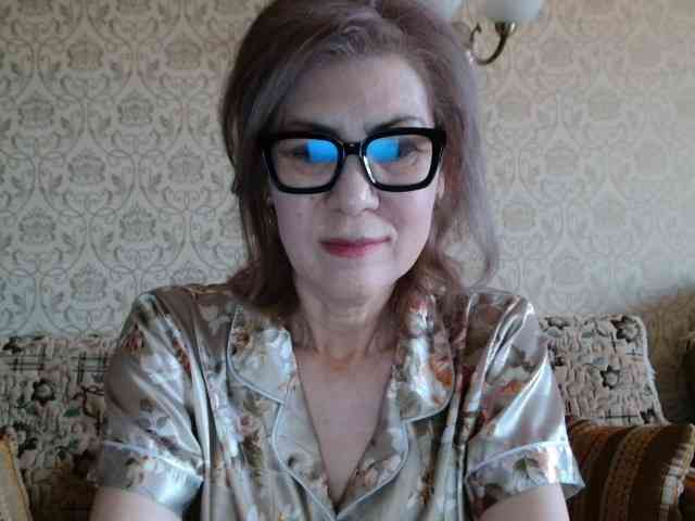 ElegantLady00 webcam