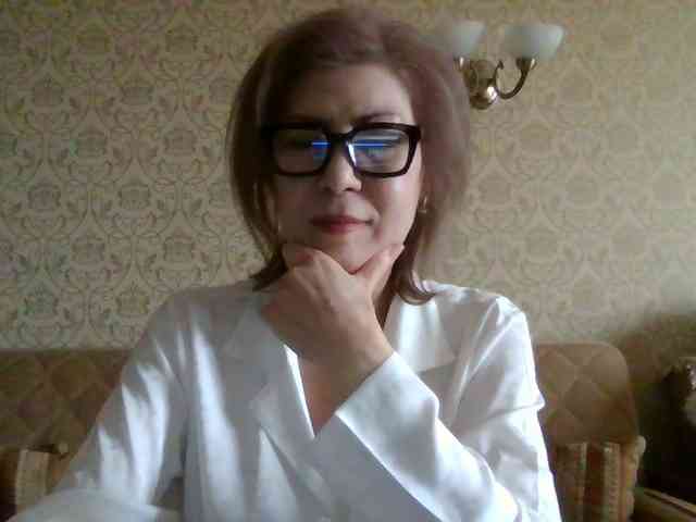 ElegantLady00 webcam