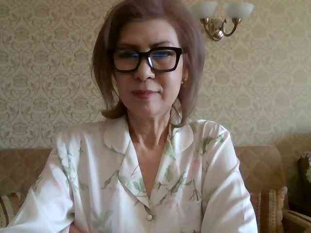 ElegantLady00 webcam