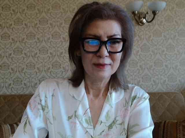 ElegantLady00 webcam