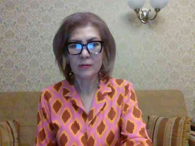 ElegantLady00 webcam