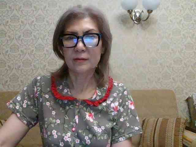 Elegant00Lady Elegant00Lady