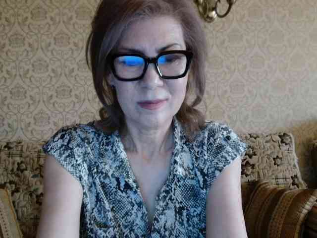 ElegantLady00 webcam