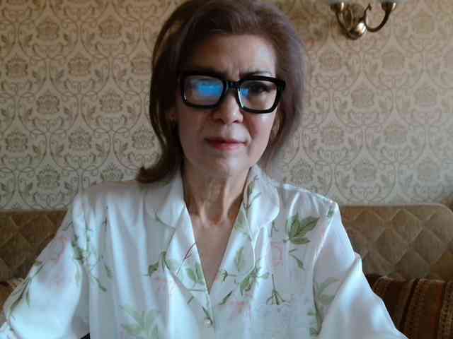 ElegantLady00 webcam