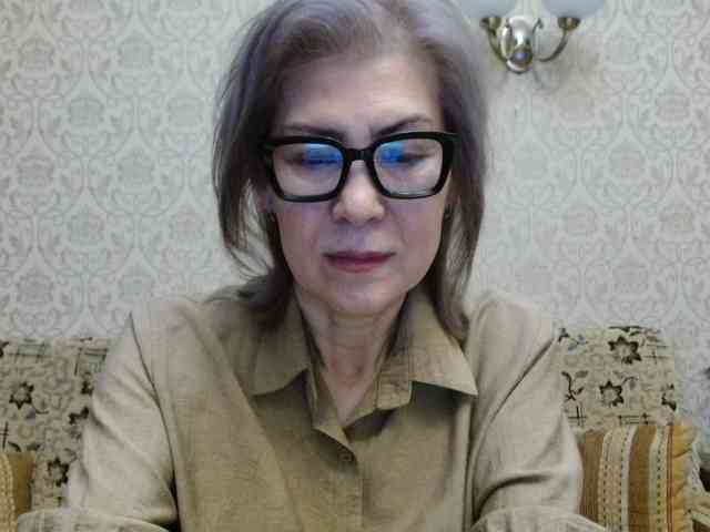 ElegantLady00 webcam