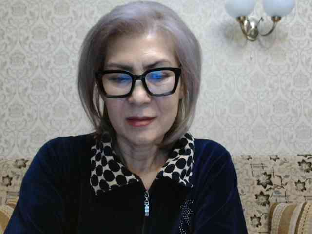 ElegantLady00 webcam