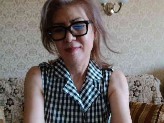 ElegantLady00 webcam