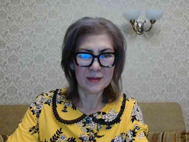 ElegantLady00 webcam