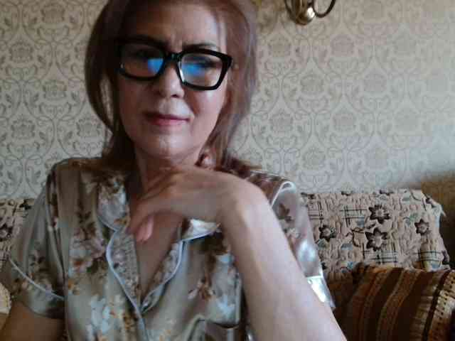 ElegantLady00 webcam