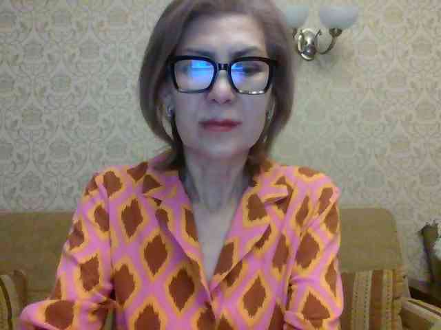 ElegantLady00 webcam