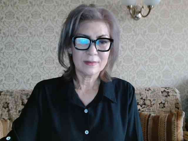 ElegantLady00 webcam