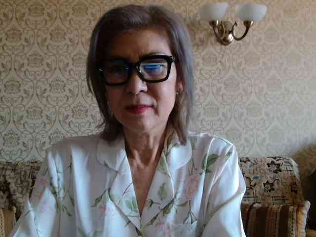 ElegantLady00 webcam