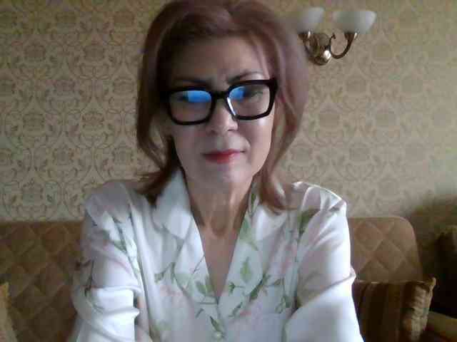 ElegantLady00 webcam