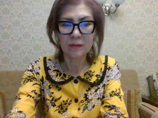 ElegantLady00 webcam