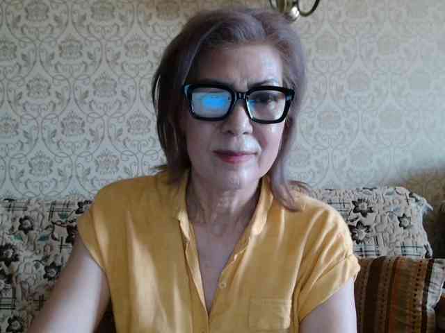 ElegantLady00 webcam