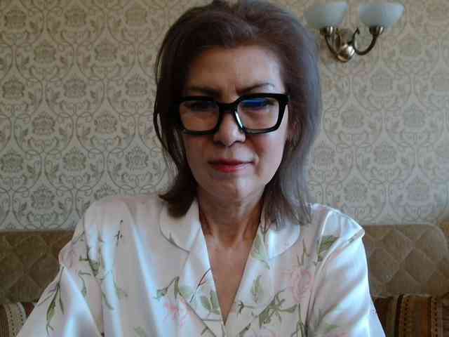 ElegantLady00 webcam