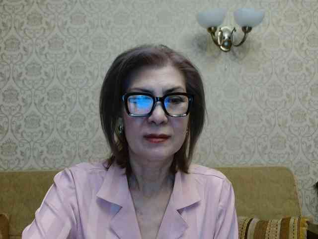 ElegantLady00 webcam