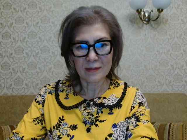 ElegantLady00 webcam