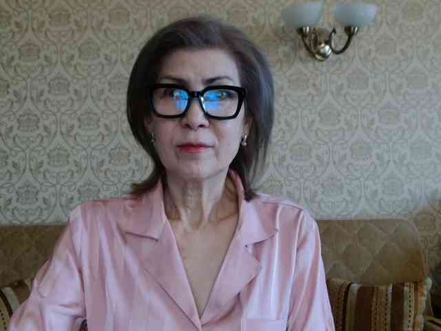 ElegantLady00 webcam