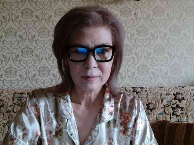 ElegantLady00 webcam