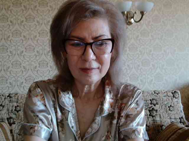 ElegantLady00 webcam