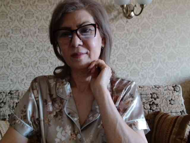ElegantLady00 webcam