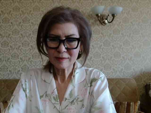 ElegantLady00 webcam