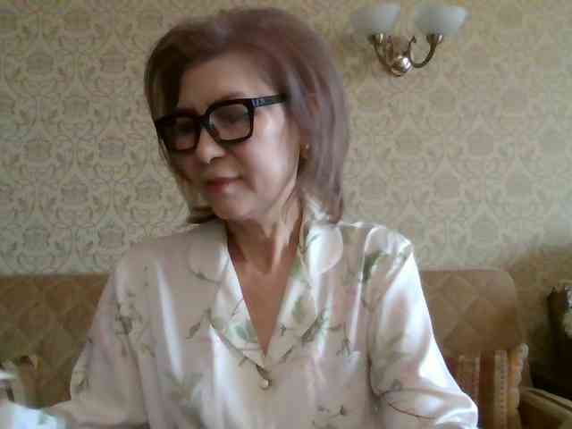 ElegantLady00 webcam