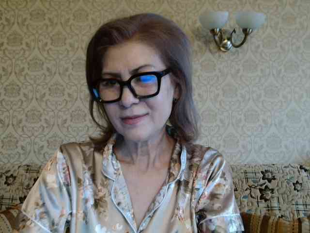 ElegantLady00 webcam