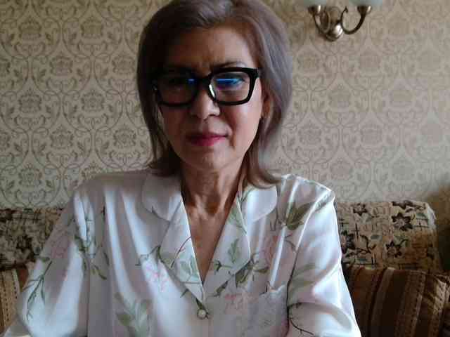 ElegantLady00 webcam