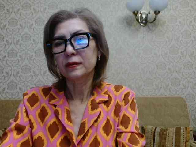 ElegantLady00 webcam