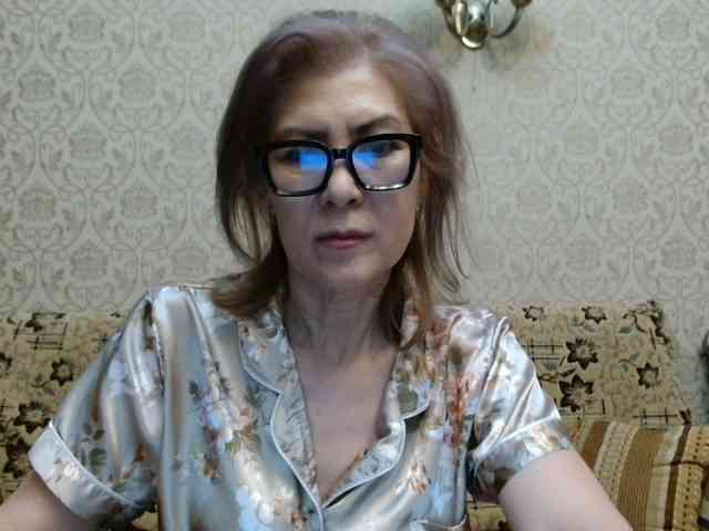 ElegantLady00 webcam