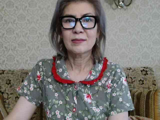ElegantLady00 webcam