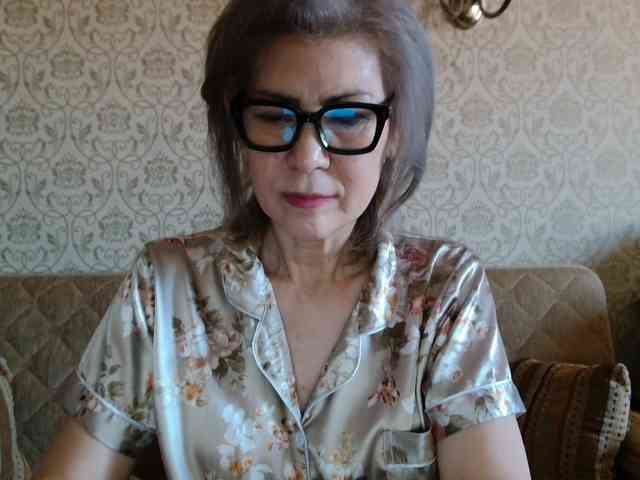 ElegantLady00 webcam