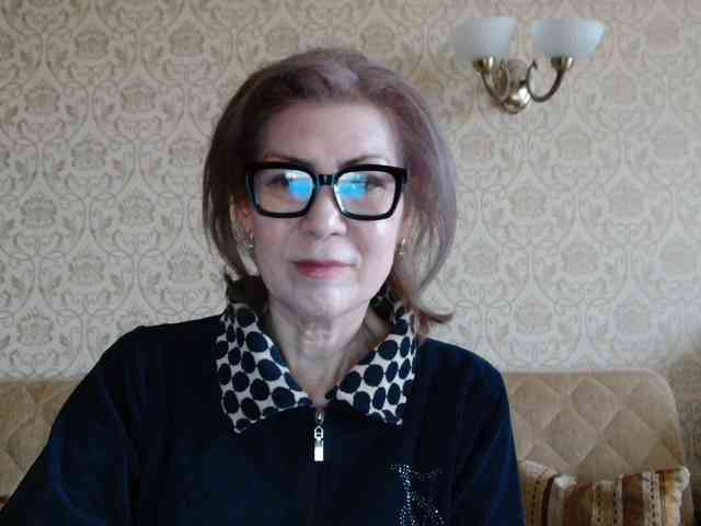 ElegantLady00 webcam