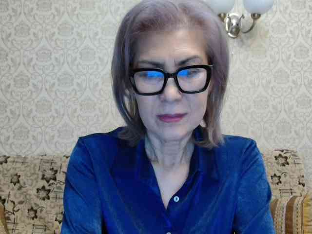 ElegantLady00 webcam