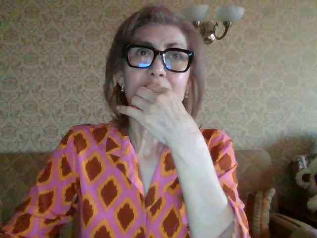 ElegantLady00 webcam