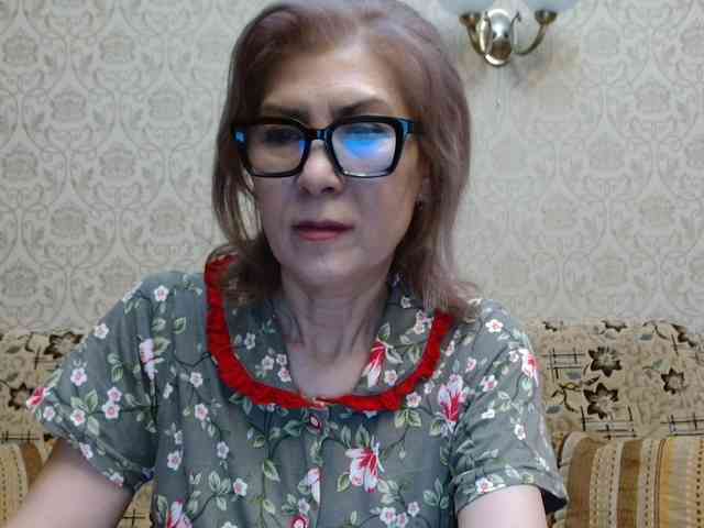 ElegantLady00 webcam