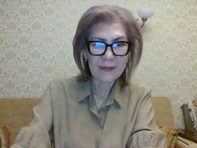 ElegantLady00 webcam